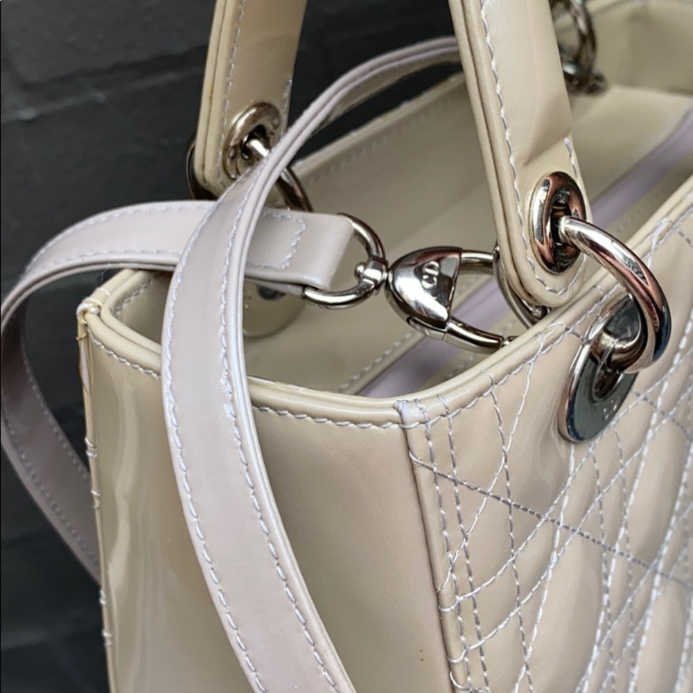 COPY - EXTRA PHOTOS Medium Lady Dior - Picture 10 of 16